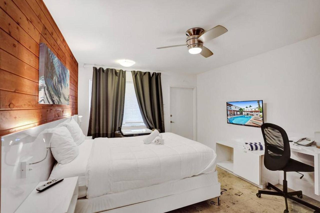 Waves Beach Town Cozy Studio Apartment Pompano Beach Bagian luar foto