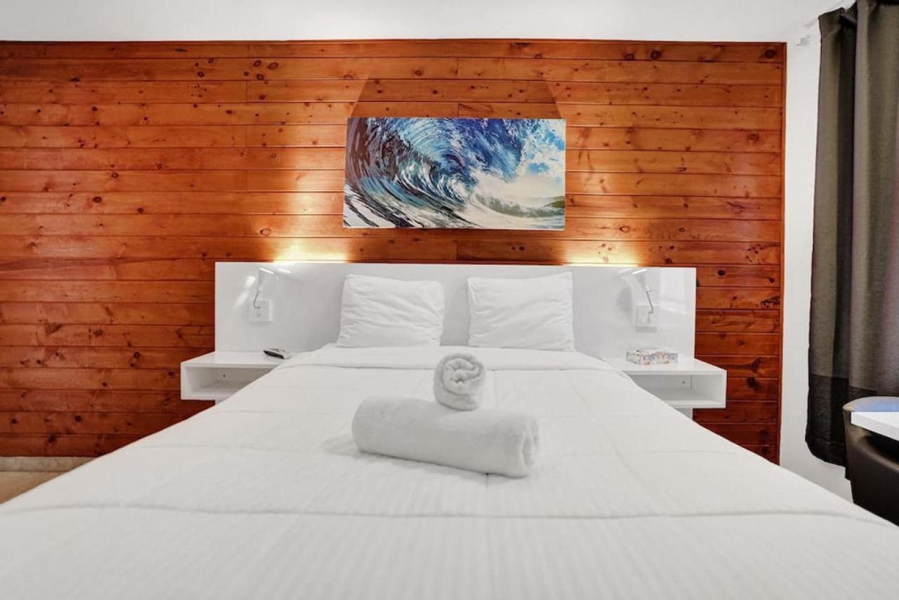 Waves Beach Town Cozy Studio Apartment Pompano Beach Bagian luar foto